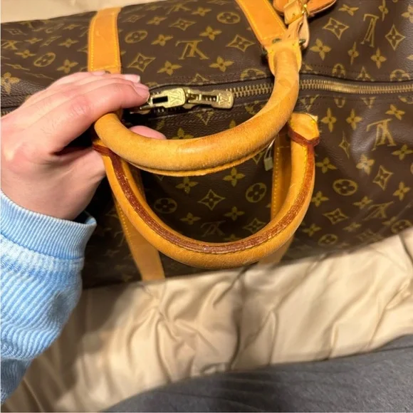 Louis Vuitton🔥 EUC • Keepall 55 (comes with dustbag and luggage tag) - Picture 7 of 12